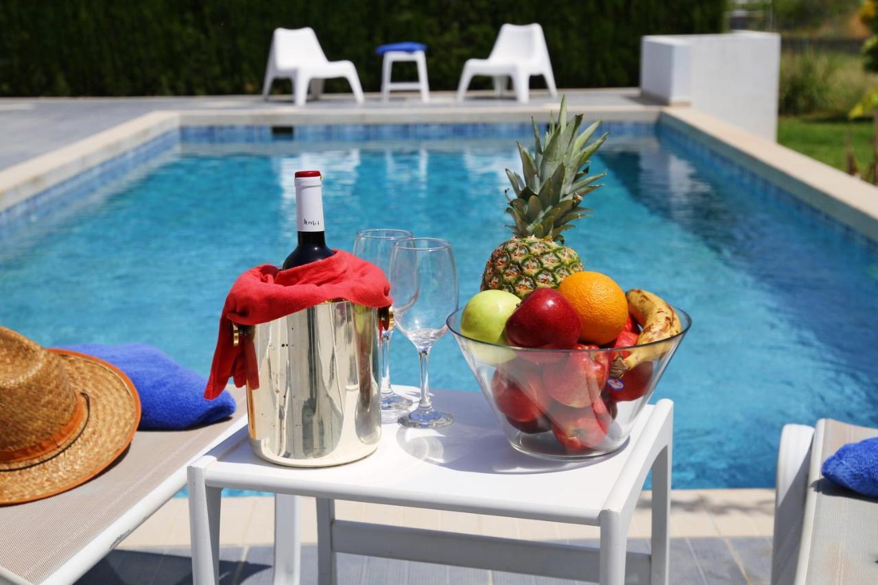 Xenos Villa 6 With A Private Pool Near The Sea Tigaki Exterior foto